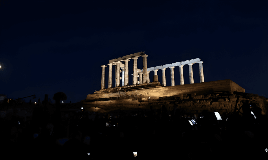 Illumination of the Temple of Poseidon at Sounion